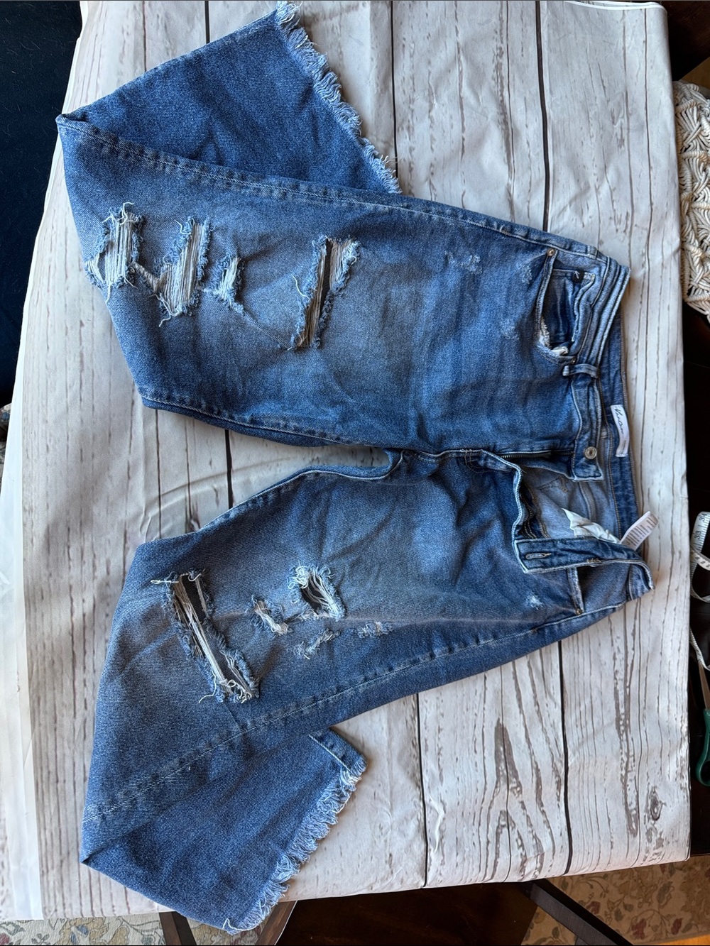 KanCan Distressed Blue Ankle Crop Jeans